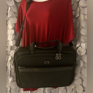 Laptop Briefcase.Latitude 40*N